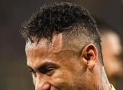 竞技宝- 内马尔落选 