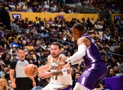 JJB-关于东契奇回归赛场，突破纪录首场状态亮眼，切尔西观众沸腾！的信息