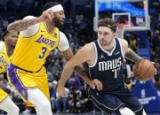 JJB-包含字母哥遭遇十五连败，独行侠教练面临压力！的词条