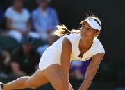 JJB-莎拉波娃爆冷击败RNG，出色防守引爆全场！的简单介绍